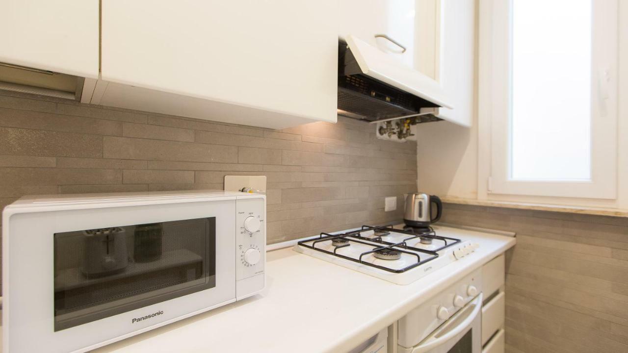 Rental In Rome Giulia Atmosphere Exterior foto